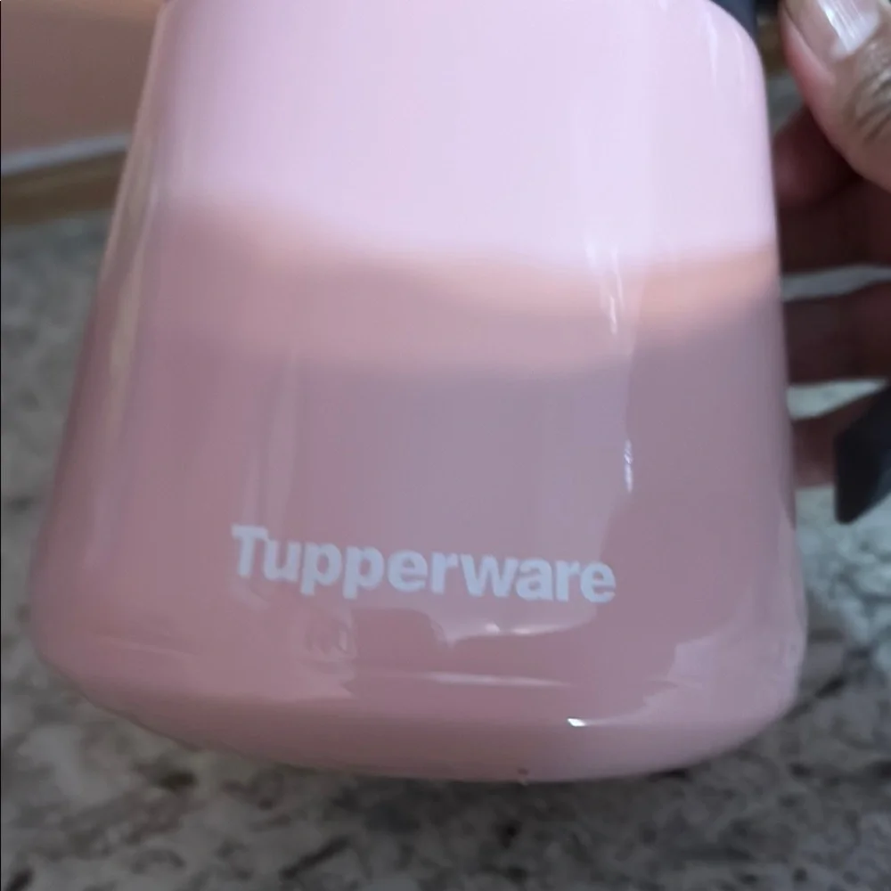 TUPPERWARE Thermal Jug Insulated carafe Pink NEW in Box